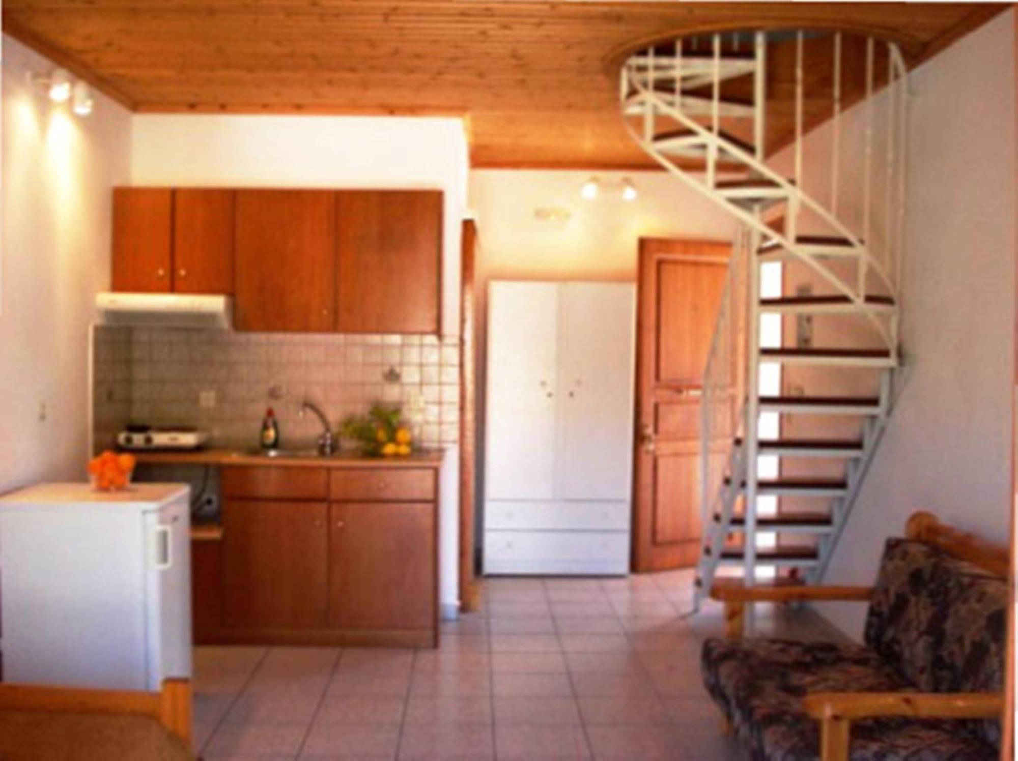 Marketos Apartments スヴォロナータ エクステリア 写真