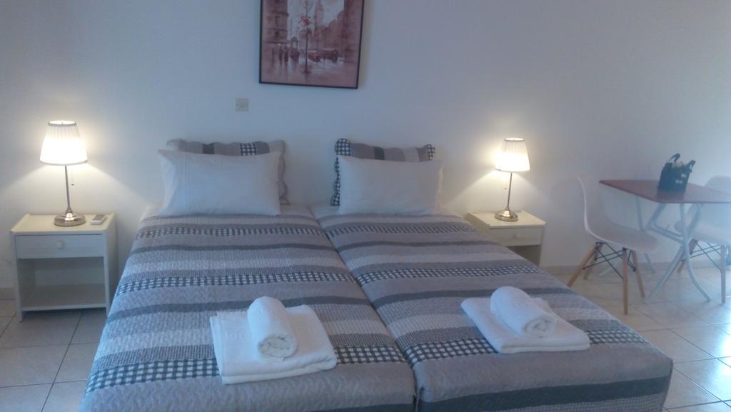 Marketos Apartments スヴォロナータ エクステリア 写真